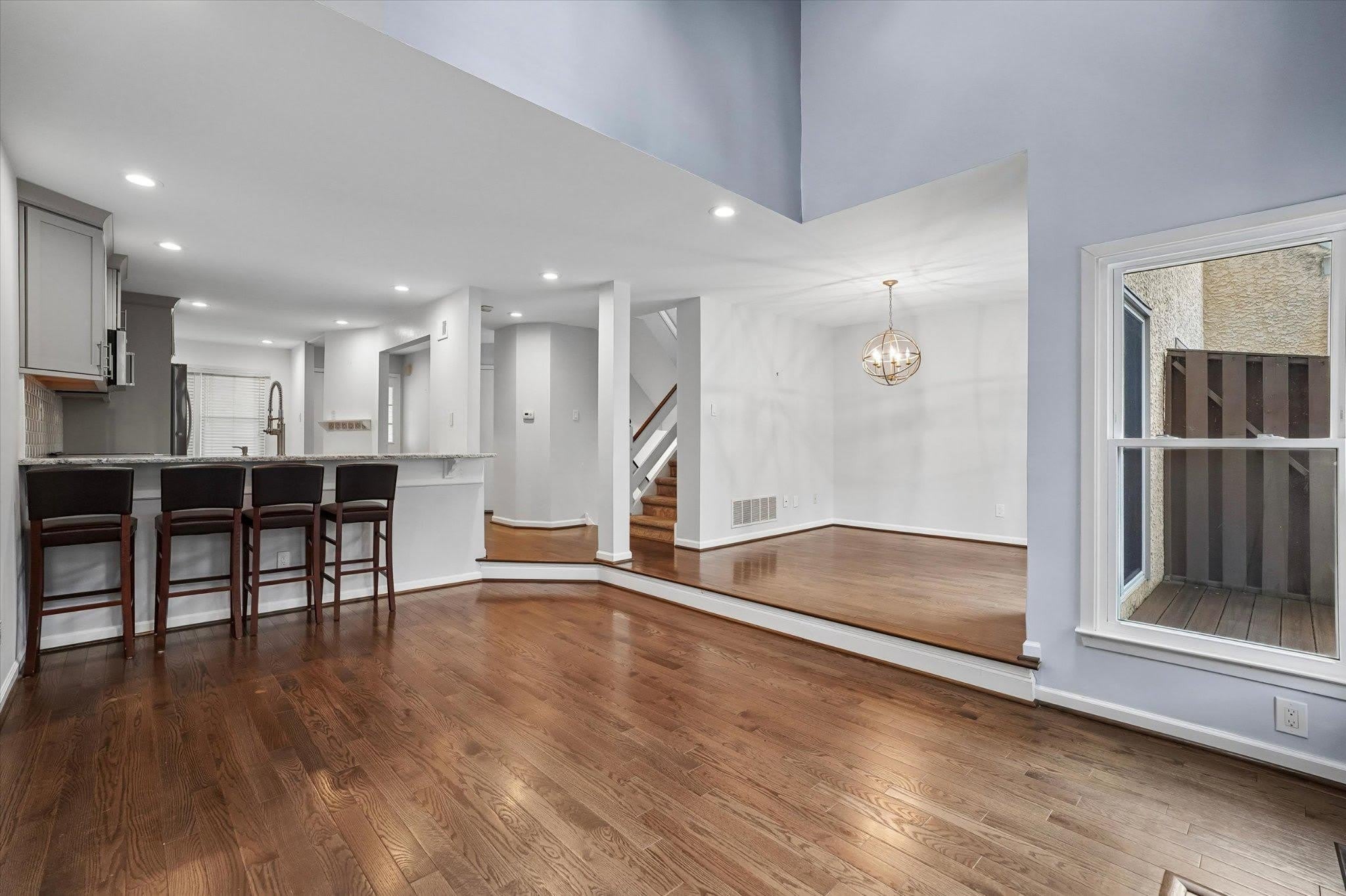 1604 COTSWALD Court – photo 4