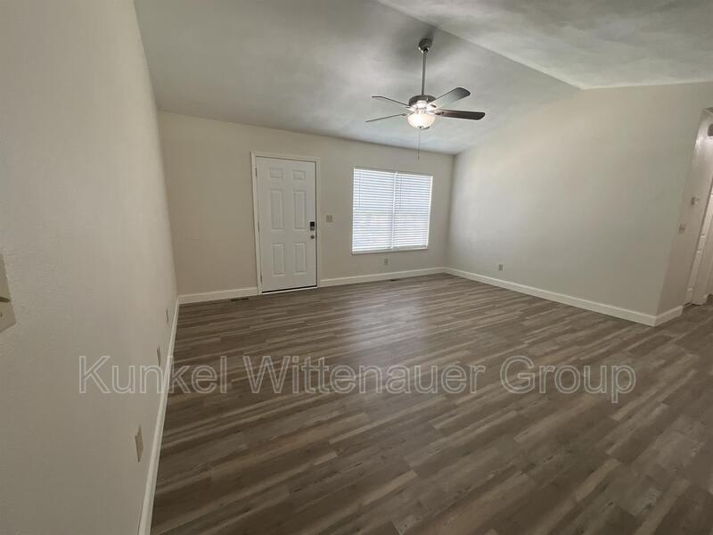 506 Draco Dr – photo 3