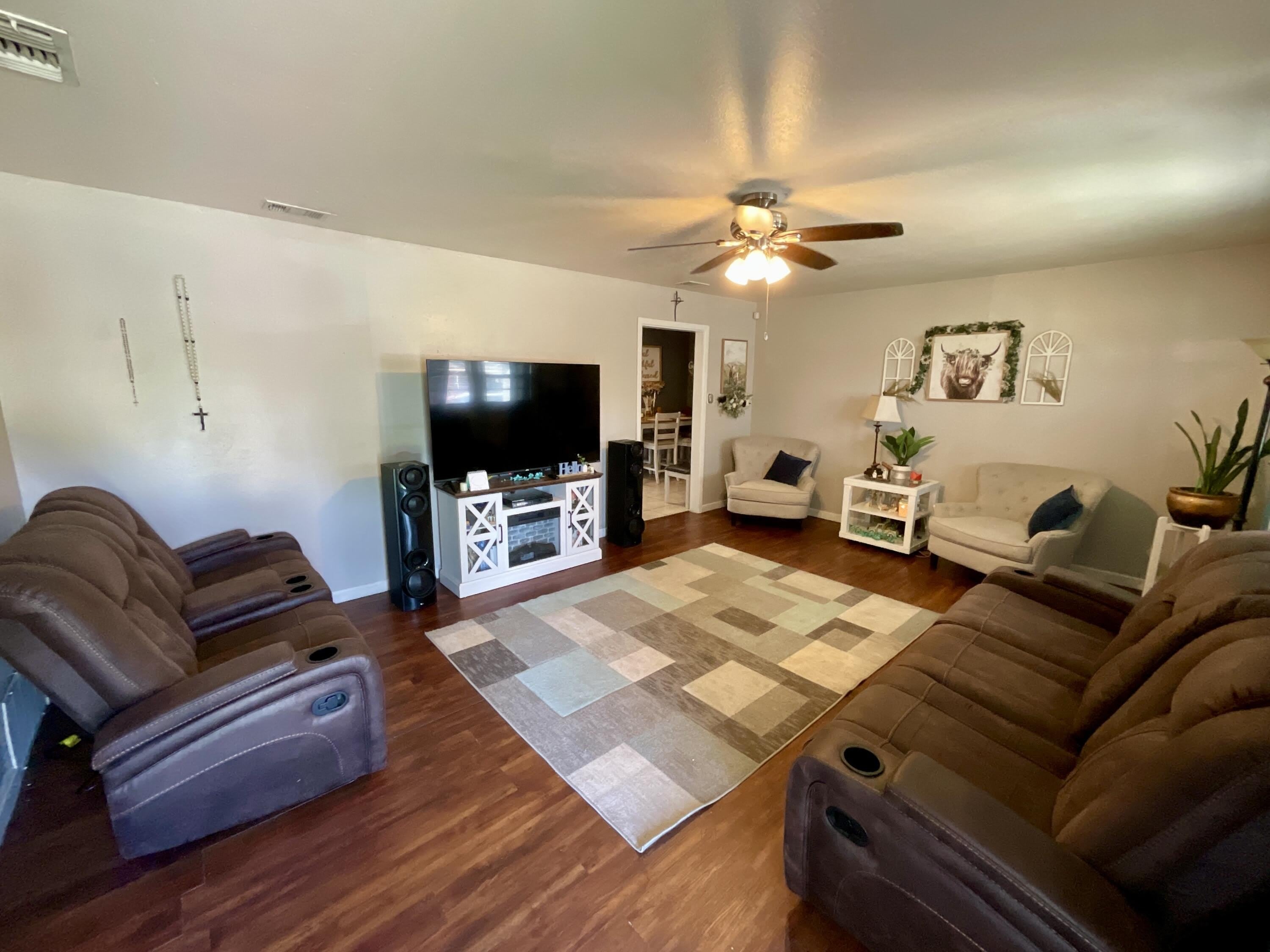 1603 43rd Street – photo 2