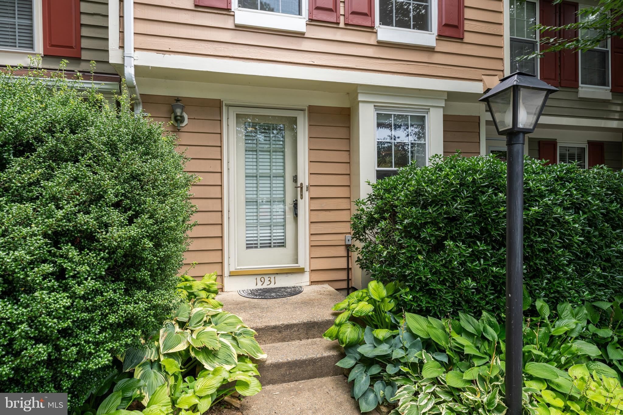 1931 Belmont Ridge Court – photo 2