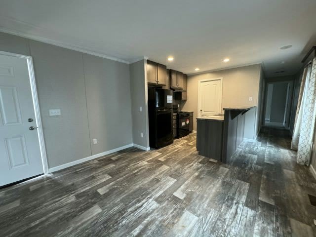 3 Ave B – photo 3