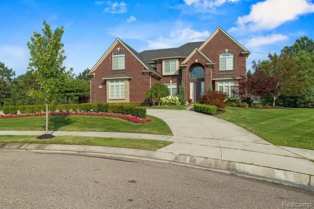 16946 NIAGARA Drive – photo 3