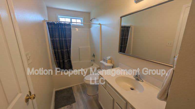 8601 Sawleaf Ct – photo 4