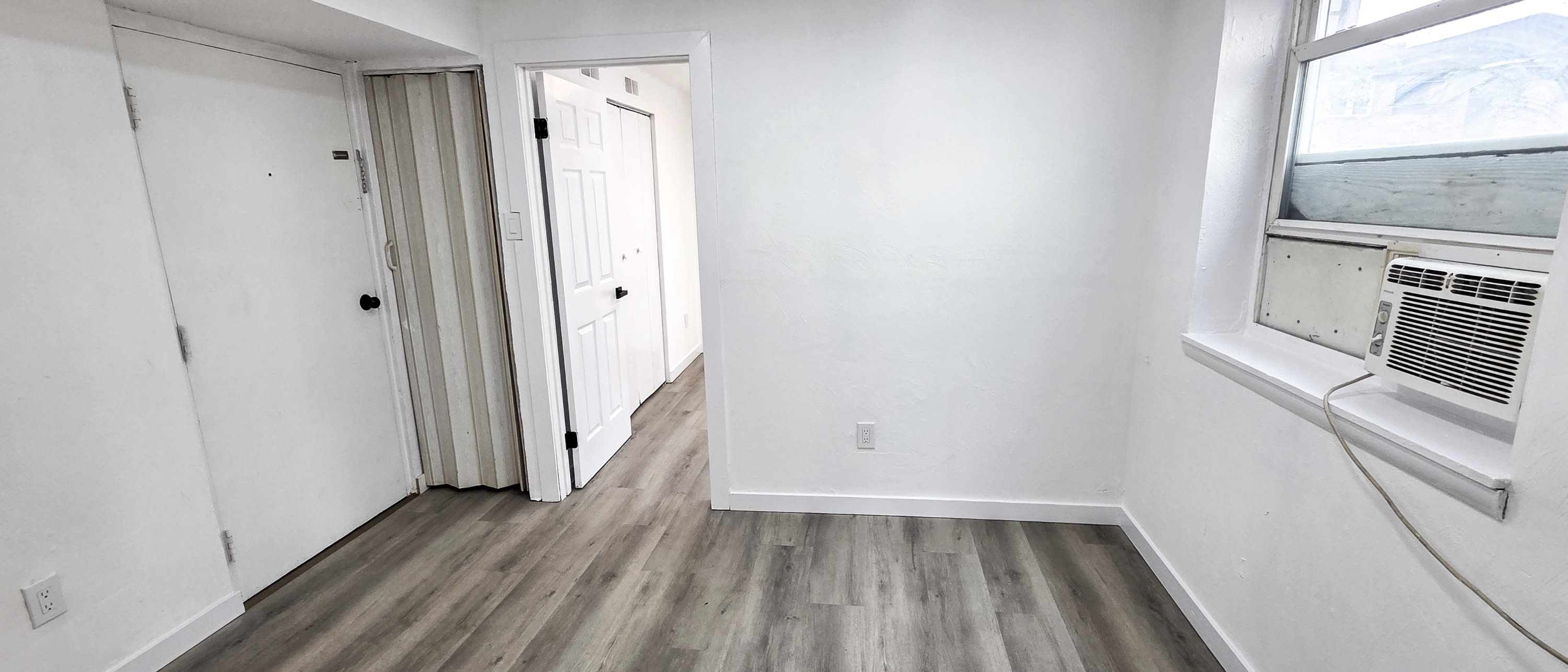 1023 Wallace Avenue – photo 3