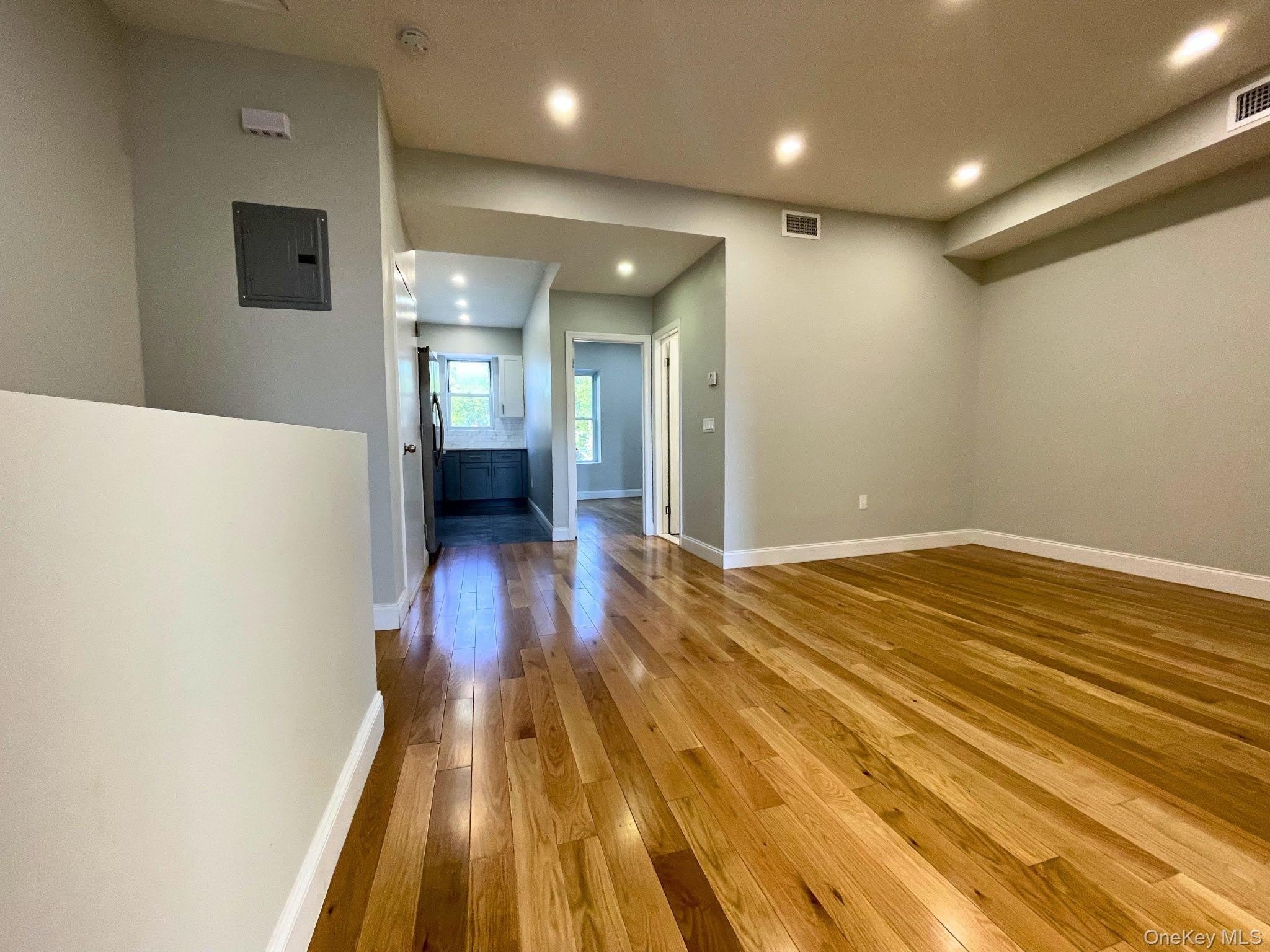 255 Amboy Street – photo 3