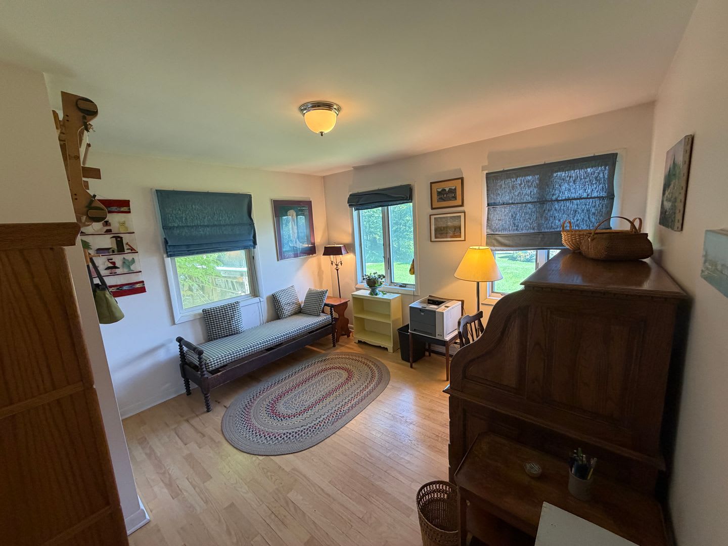 Fully Furnished 3BR Home with Land – Minutes to Burlington – photo 3