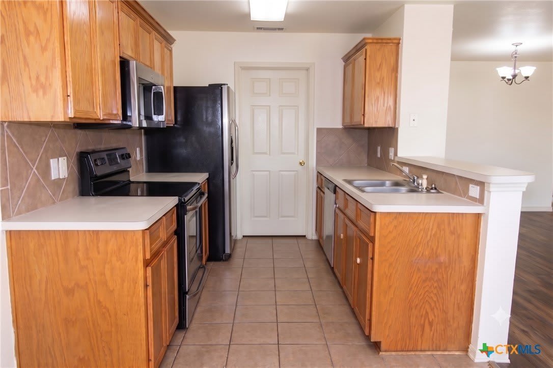 5707 Schneider Drive – photo 5
