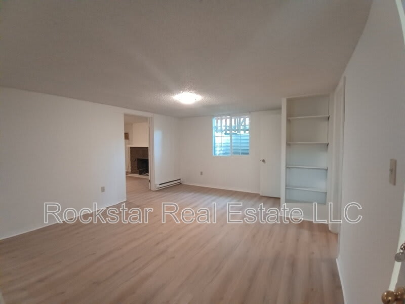 1739 W 10th Ave – photo 5