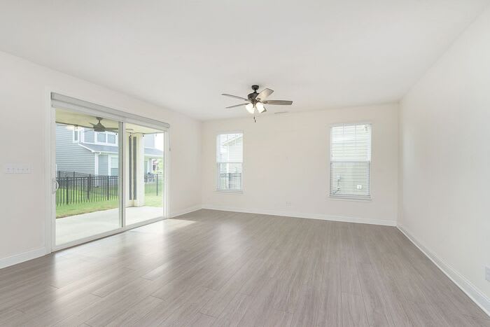 14253 James Dean Drive – photo 4