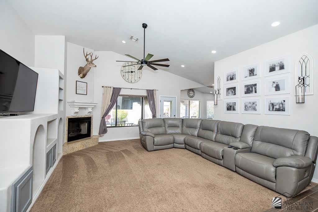 10772 S AVENIDA PRIMAVERA – photo 5