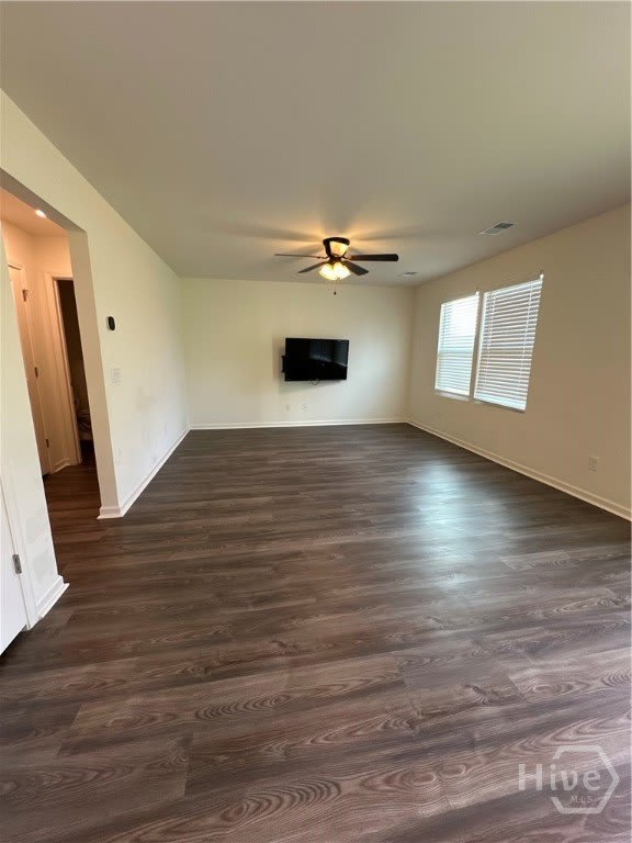 211 Foster Street – photo 2
