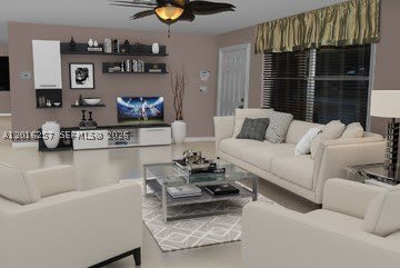 165 SE 4 AVENUE – photo 4