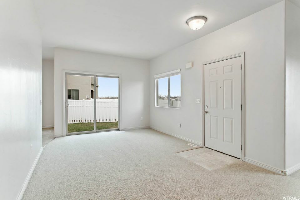 2162 North 2040 West – photo 4