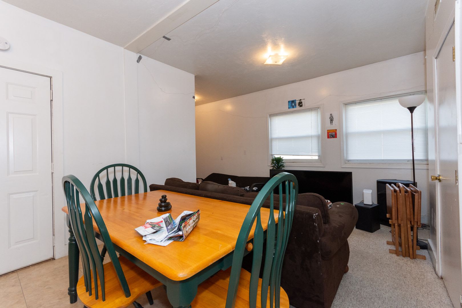 Huge, sunny 3 bed near BU and the Green Line! – photo 4