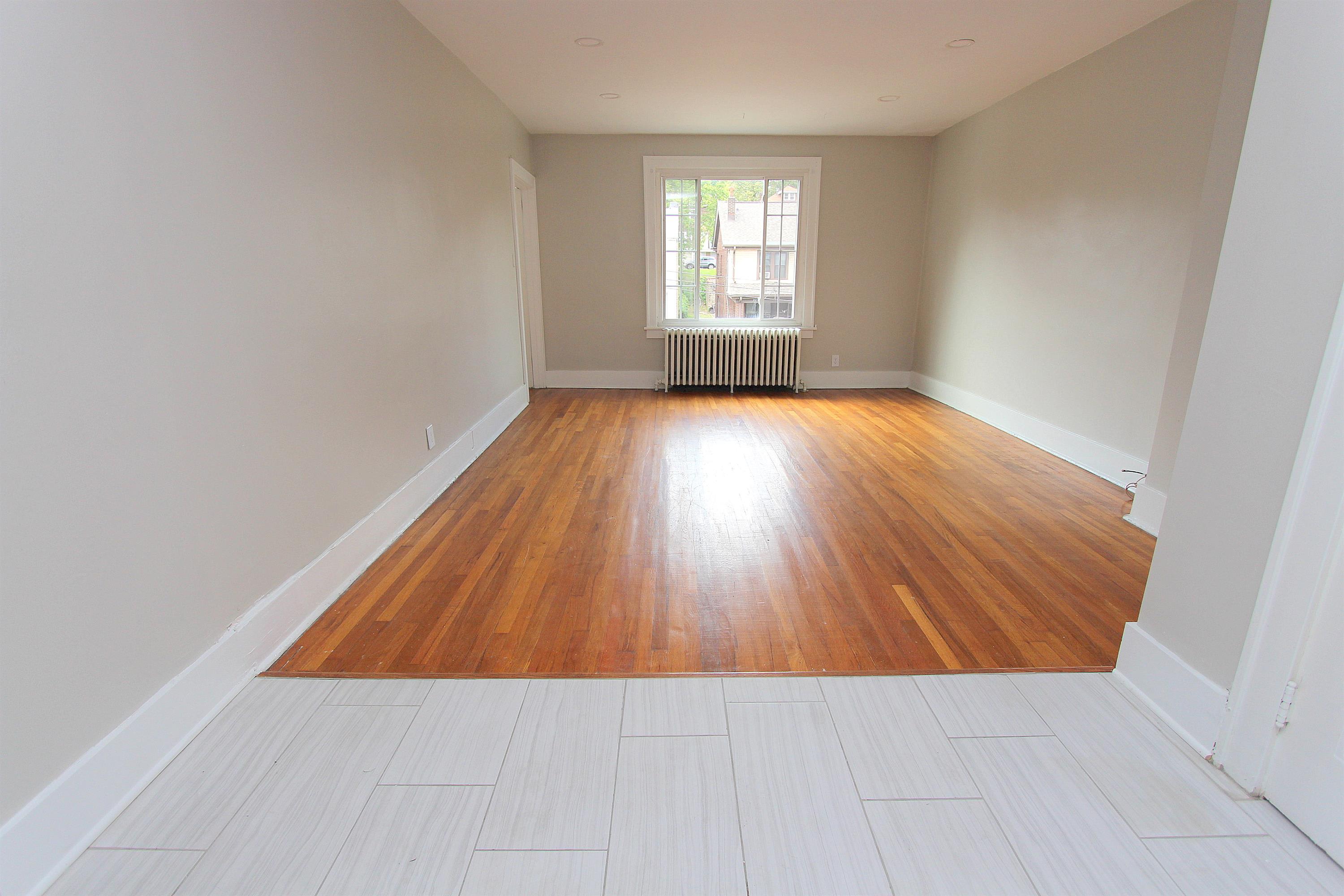 3556 BEECHWOOD BOULEVARDAPT 2 – photo 4