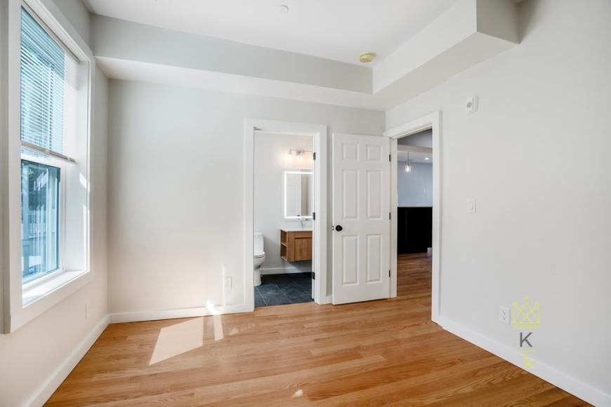 27 Linden St. – photo 5