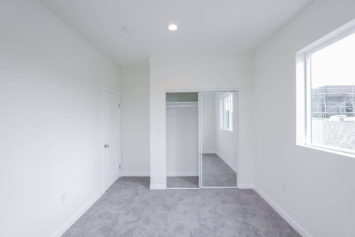 2820 South Cloverdale Avenue – photo 2