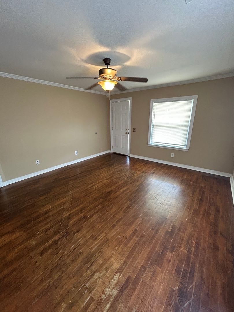 803 N Denver Ave – photo 4