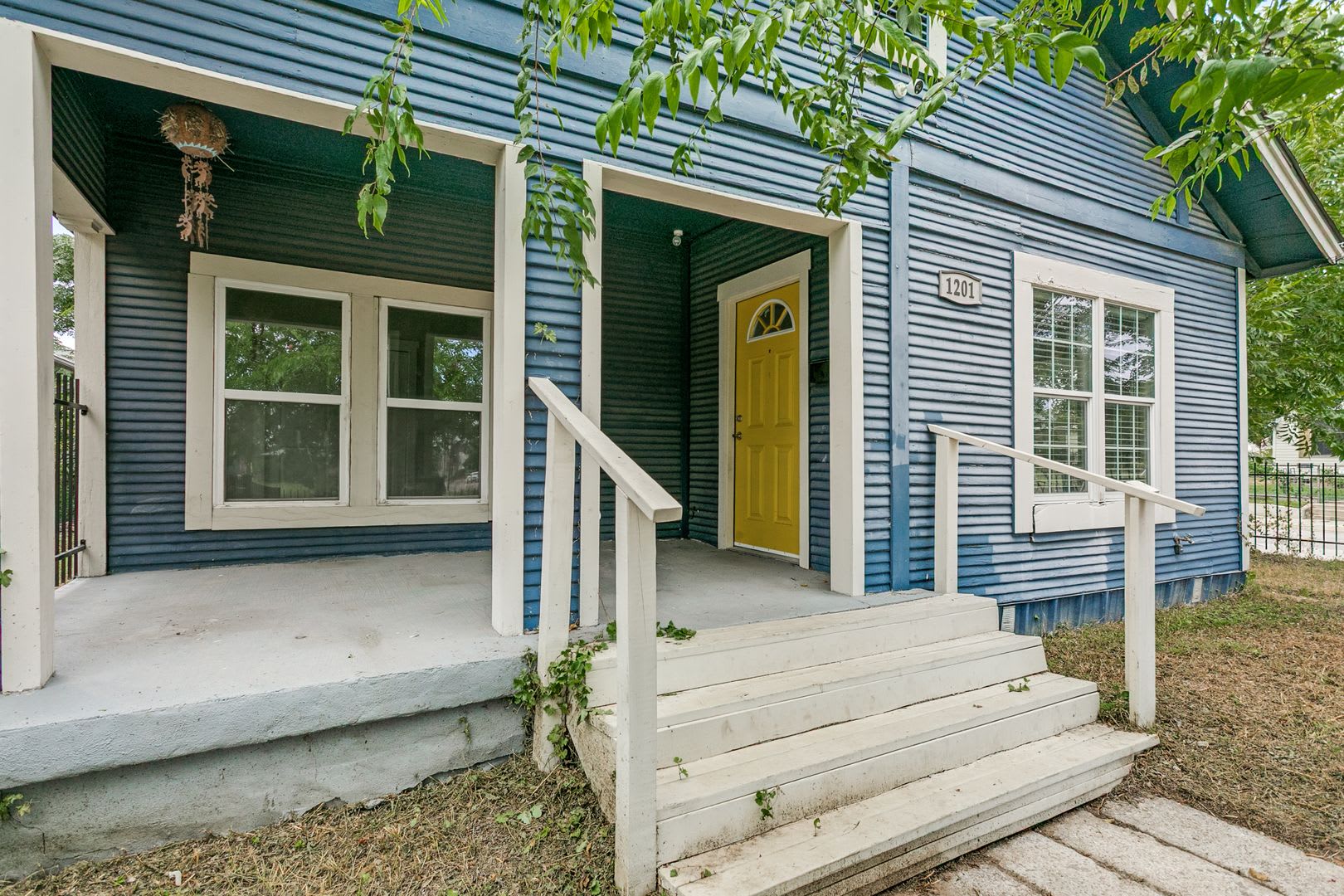 Renovated 3 Bedroom Home In Denver Heights – photo 3