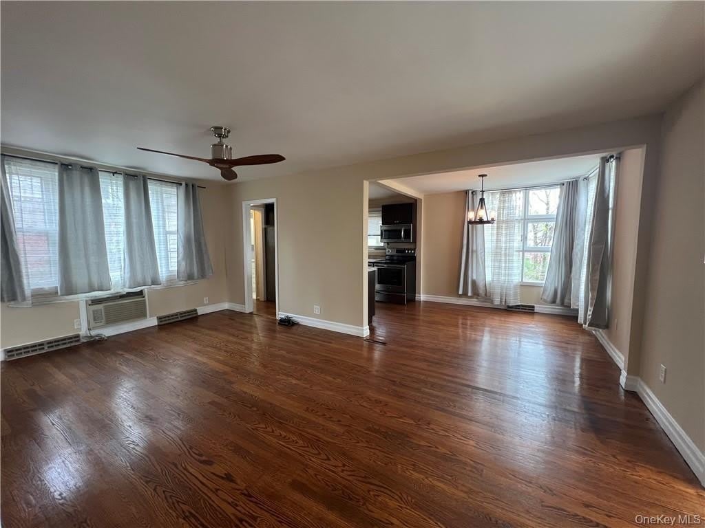 3180 Lincoln Drive – photo 2
