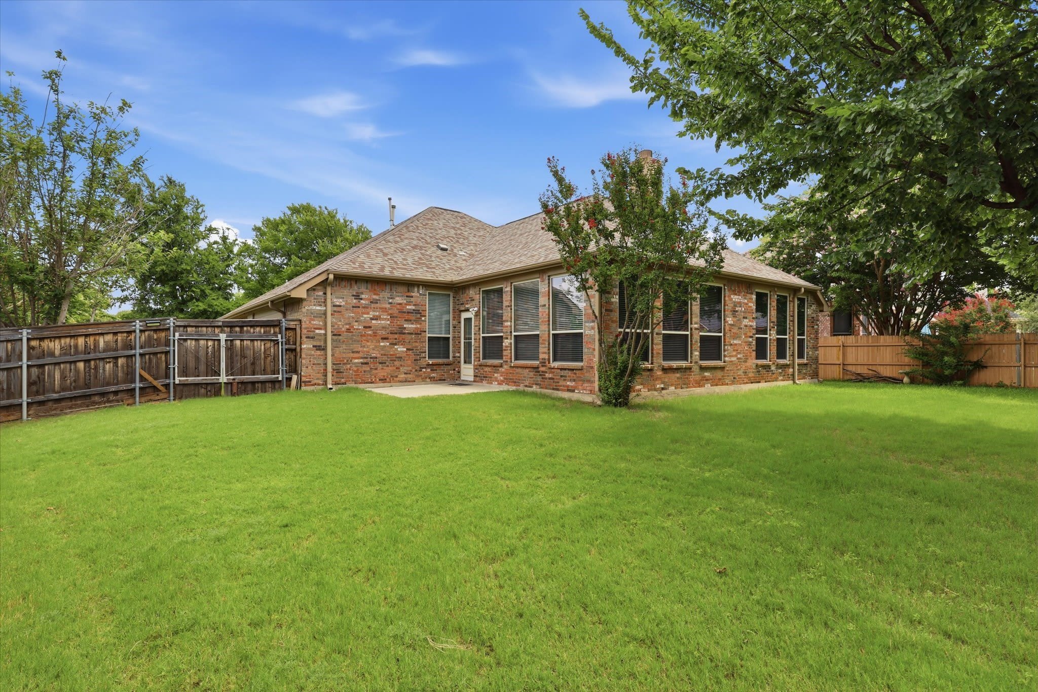 751 Trail Drive – photo 1