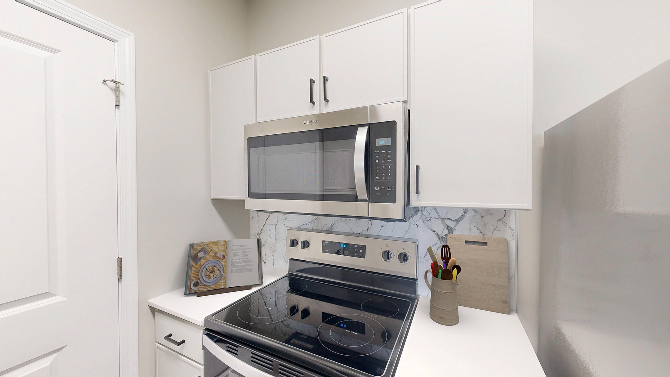 Double Creek Flats Apartments – photo 4