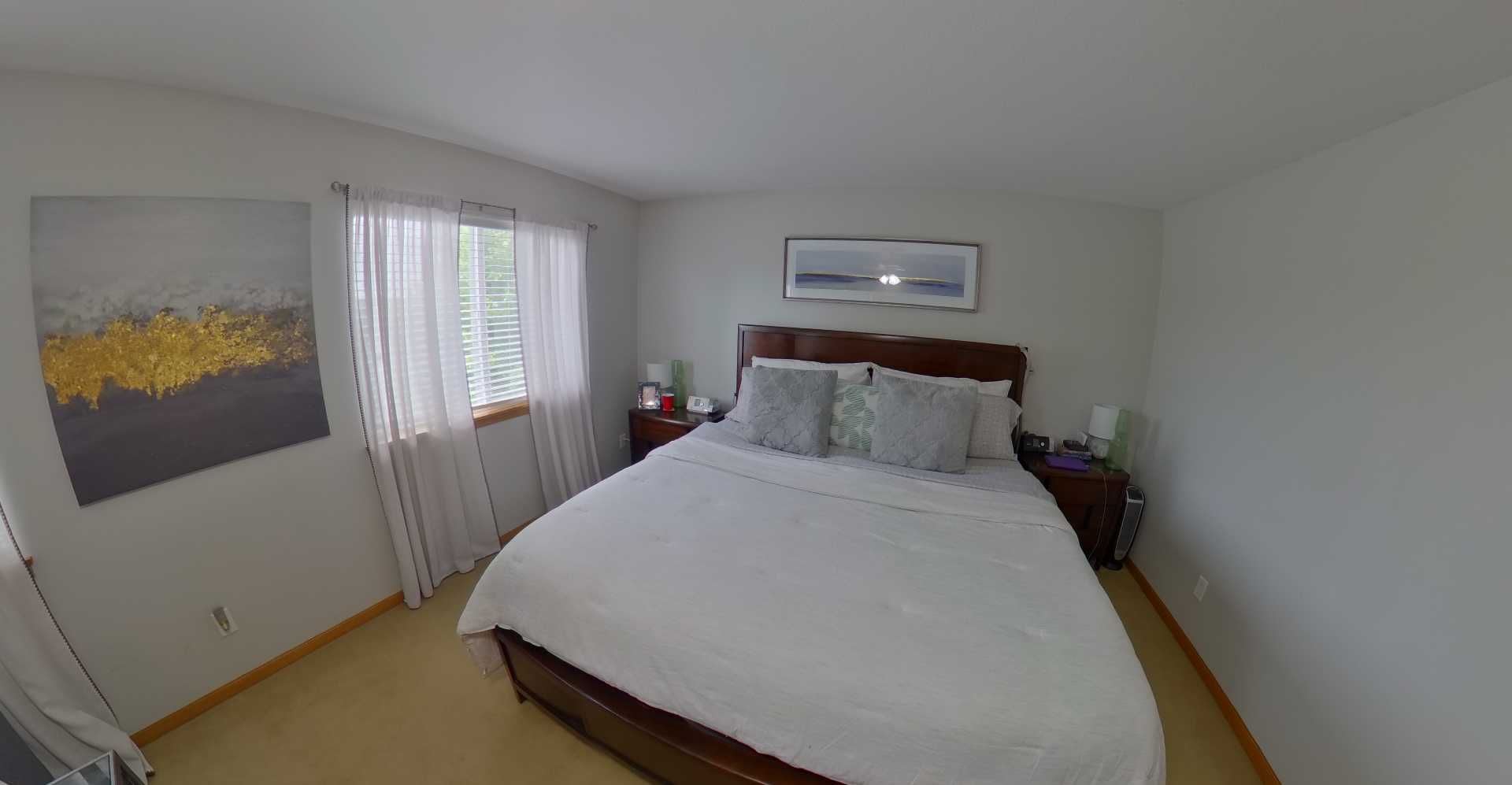 3D Tour Available Gorgeous Townhome Off Of Scenic Drive 2 Car Garage Washer Dryer Included Available December 3Rd – photo 2
