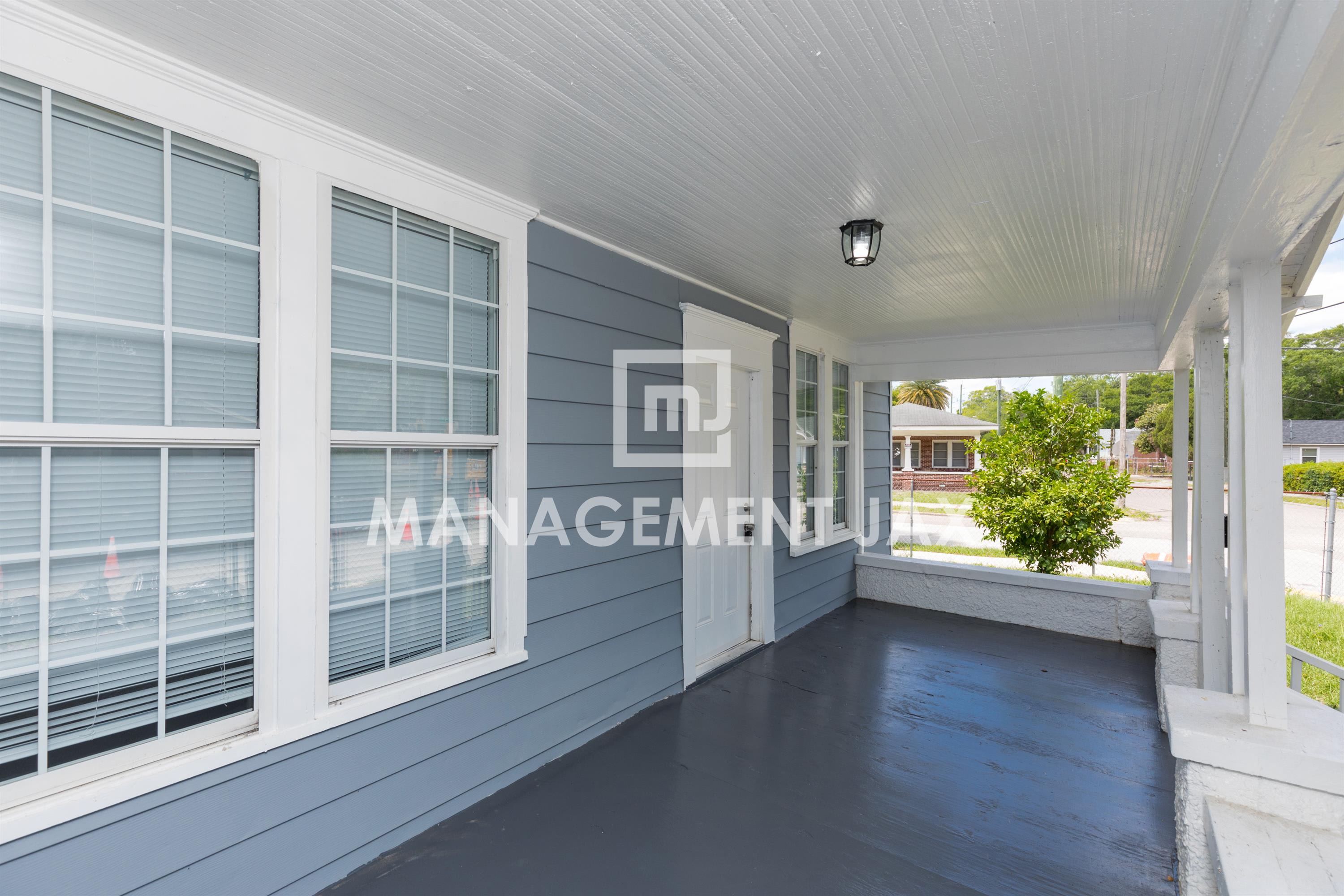 350 West 25th Street – photo 5