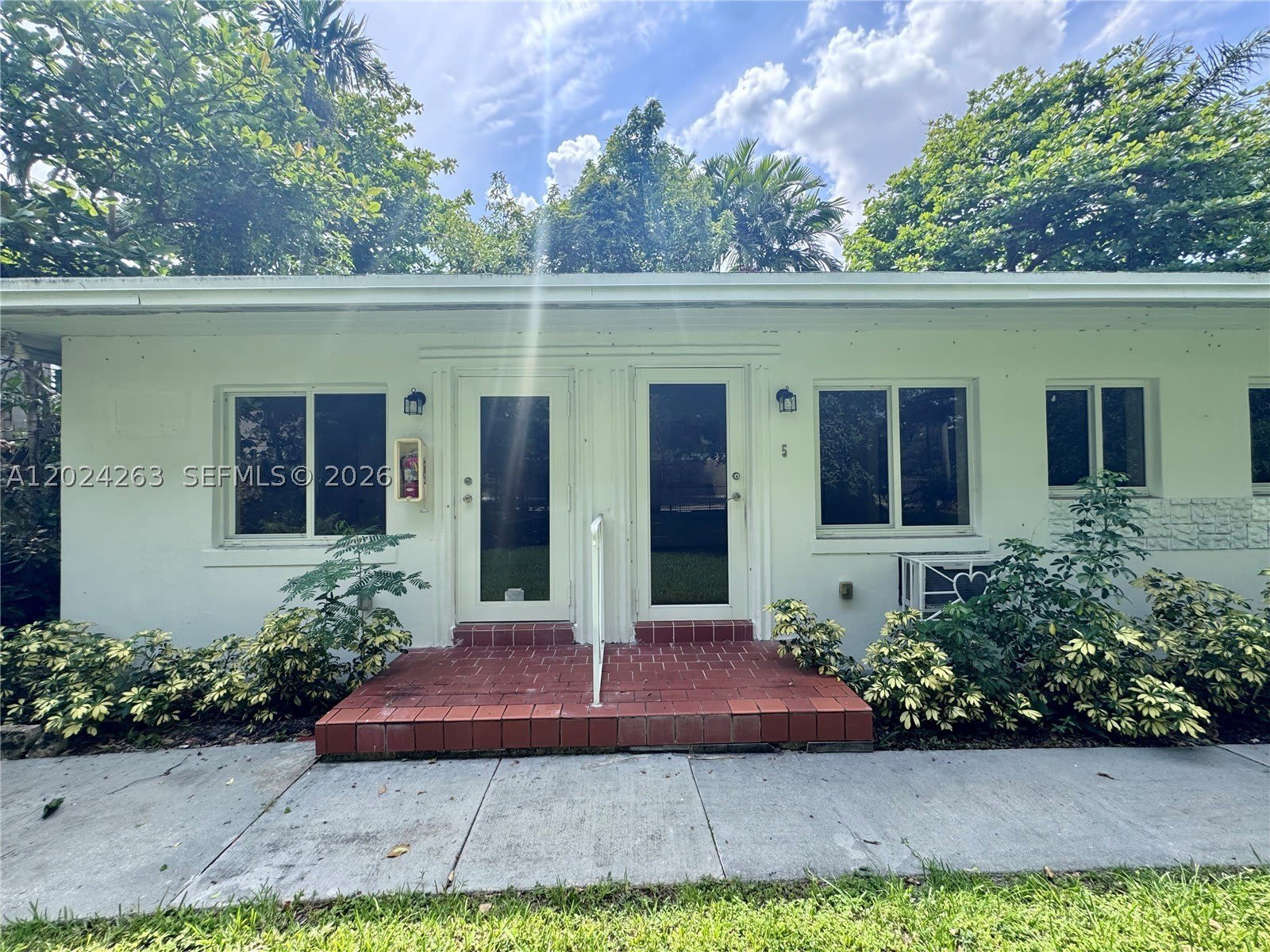 8440 Ne 1St Ave – photo 4