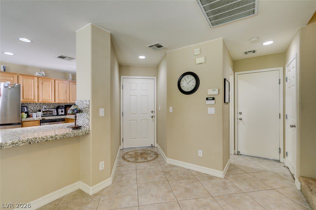 2619 Begonia Valley Avenue – photo 5
