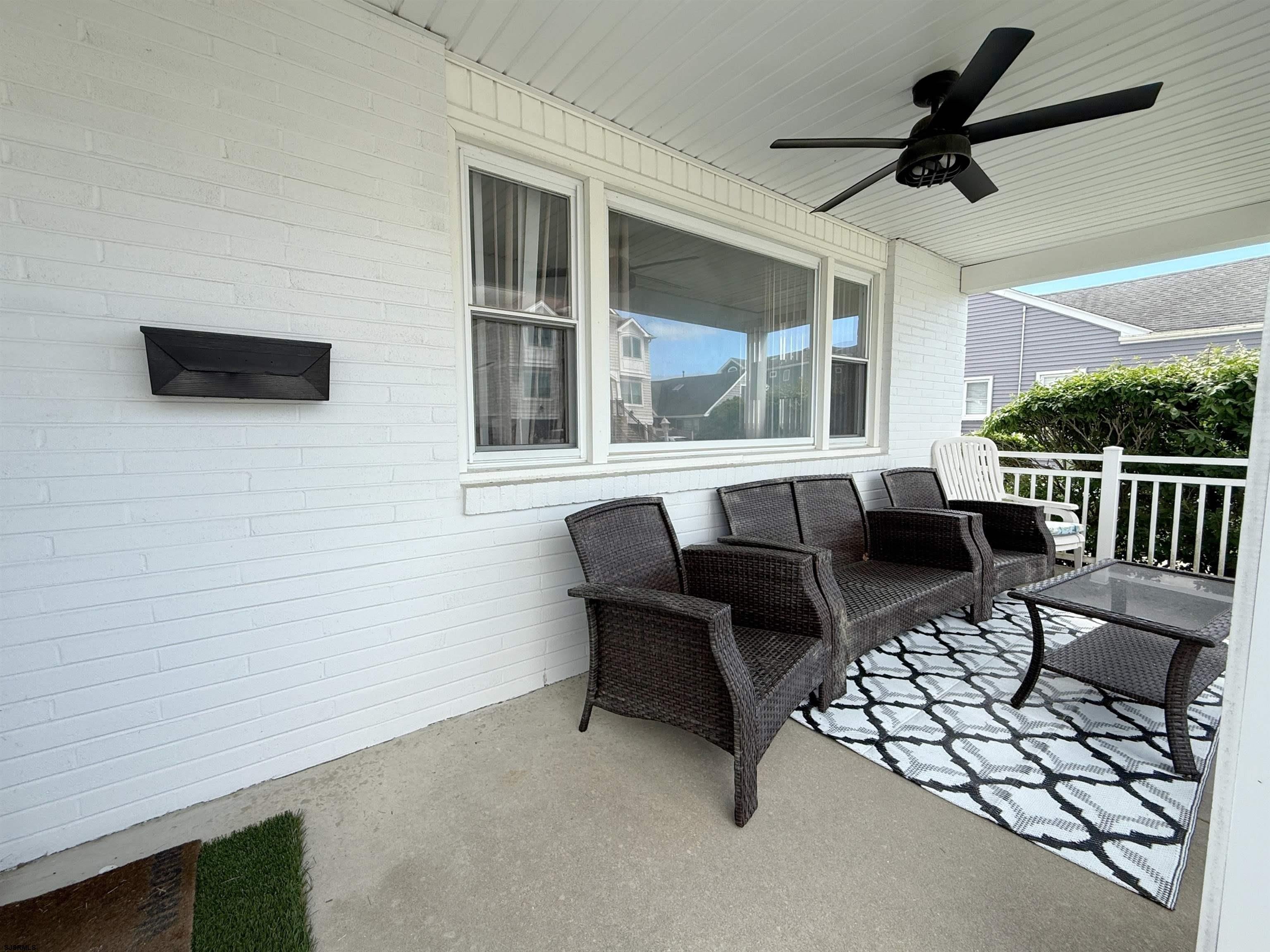 307 N Essex Ave – photo 5