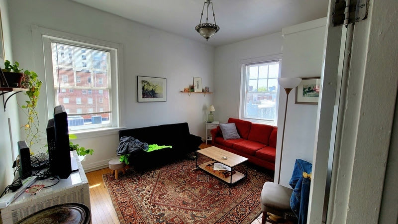 421 W Grace St – photo 3