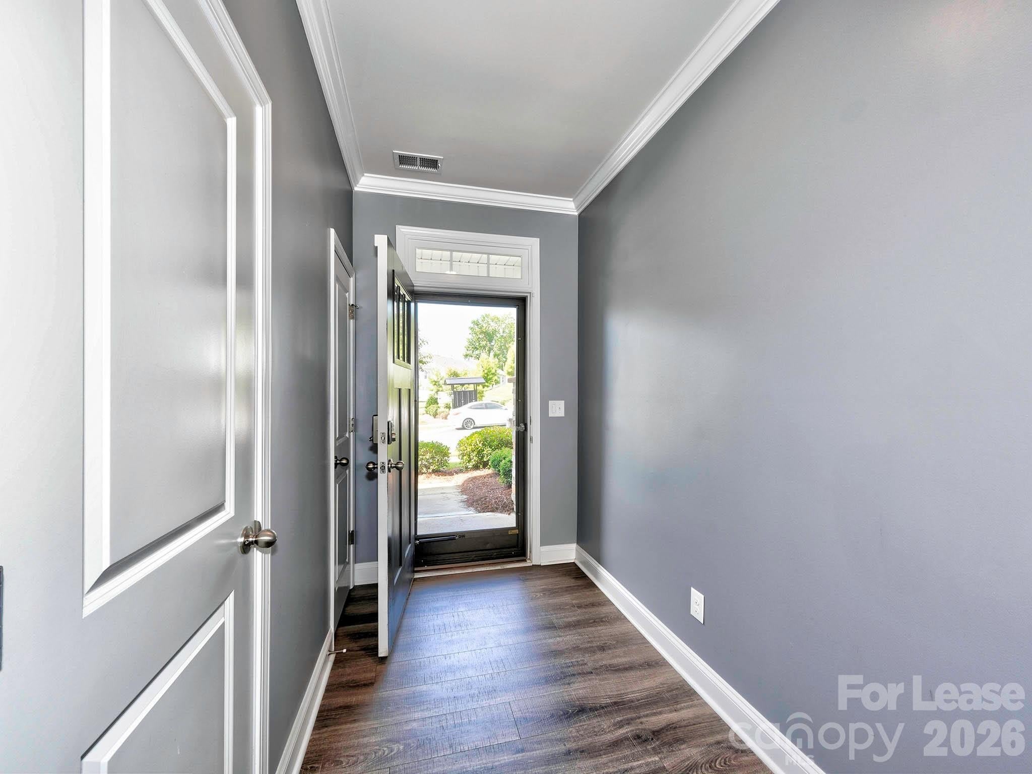 915 Emma Kate Court – photo 2