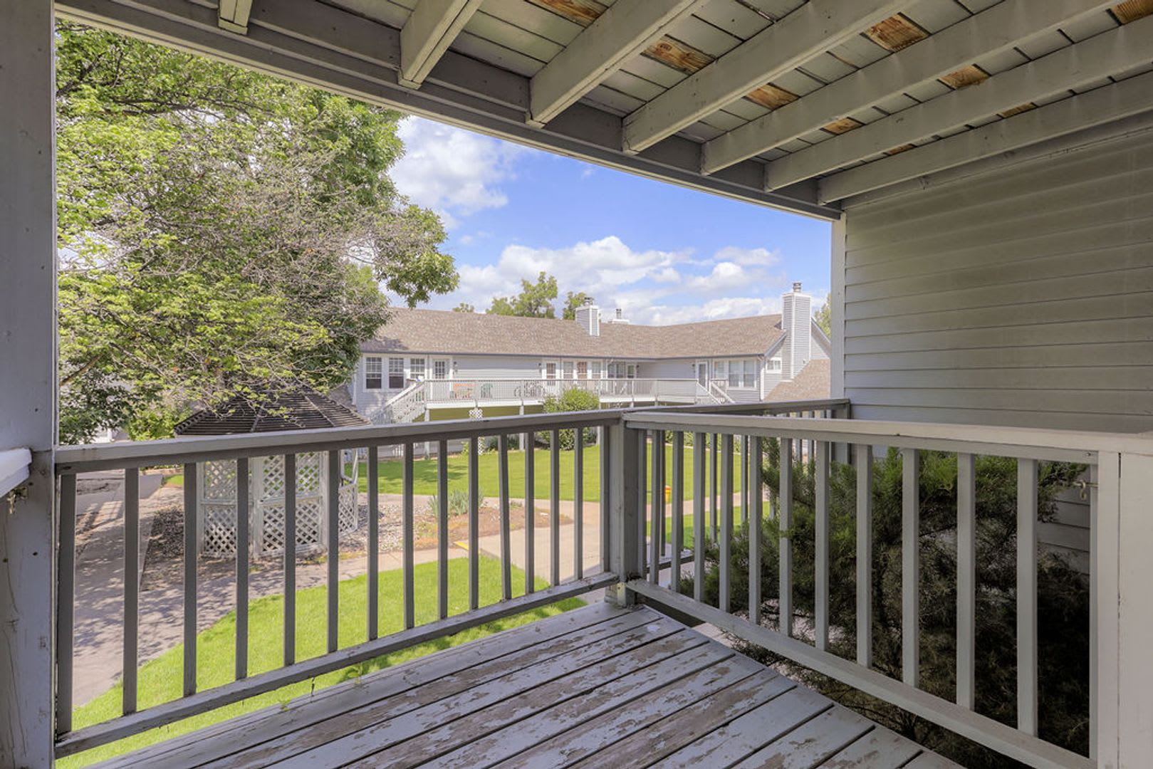 Students Welcome Move In Special 200 Off 1St Months Rent Fantastic Classy 2 Bed 2 Bath Ranch Style 2Nd Floor Condo – photo 3