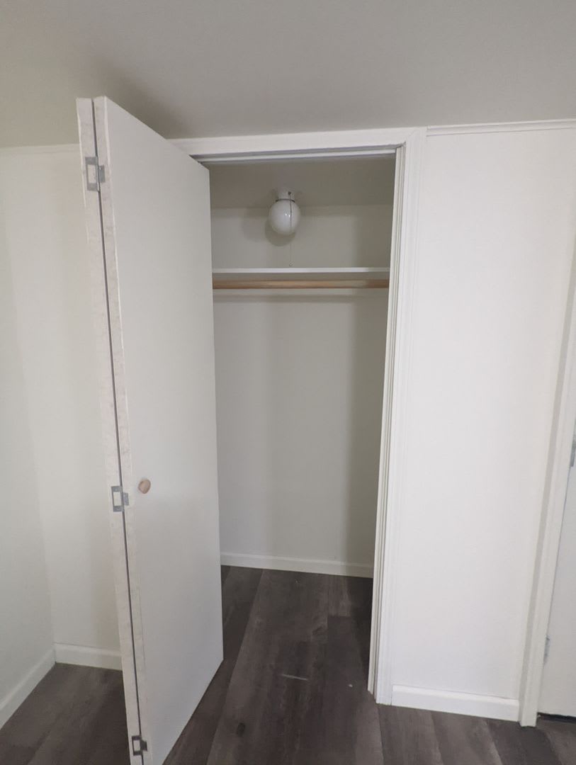 Renovated Basement Level Studio Apartment in Columbia, MO – photo 3