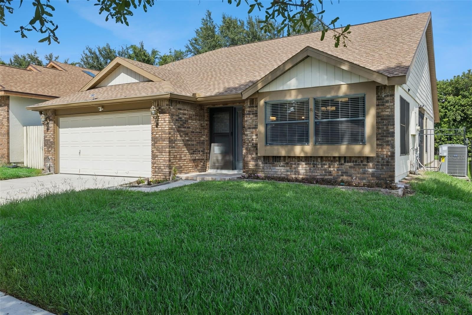 7301 SPRING VILLAS Circle – photo 5