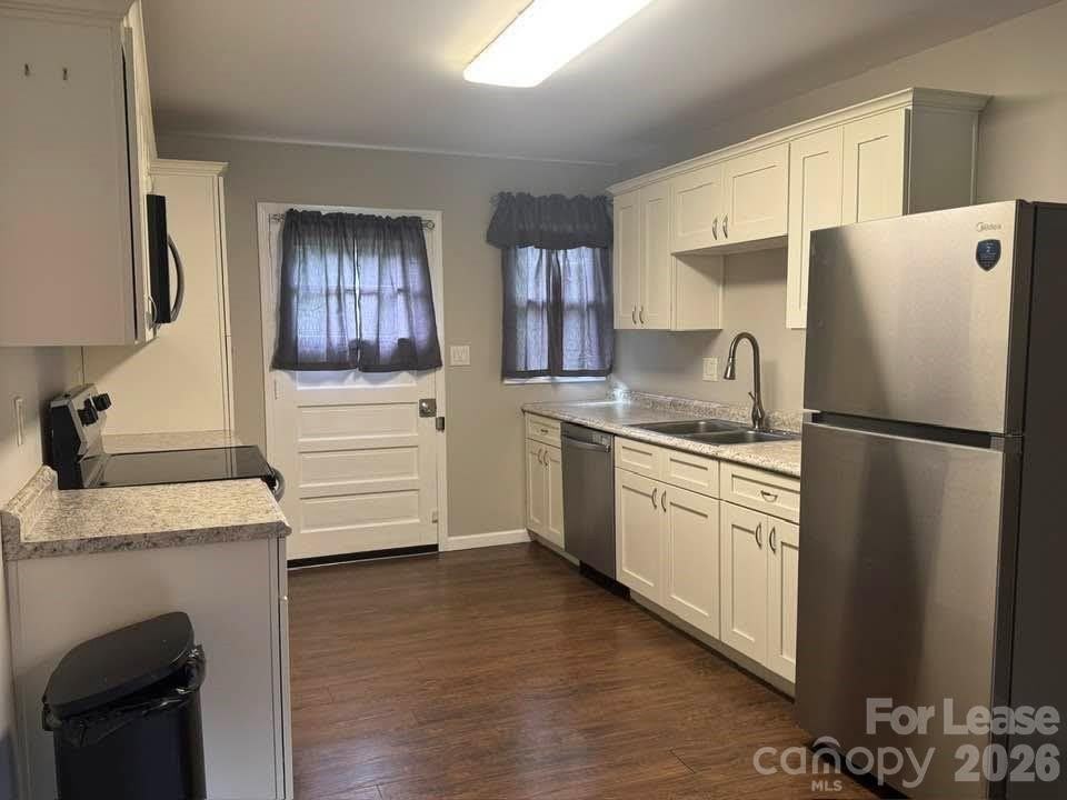 1095 Sunset Road – photo 2