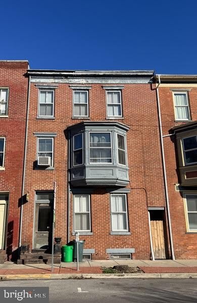 125 N BEAVER Street – photo 1