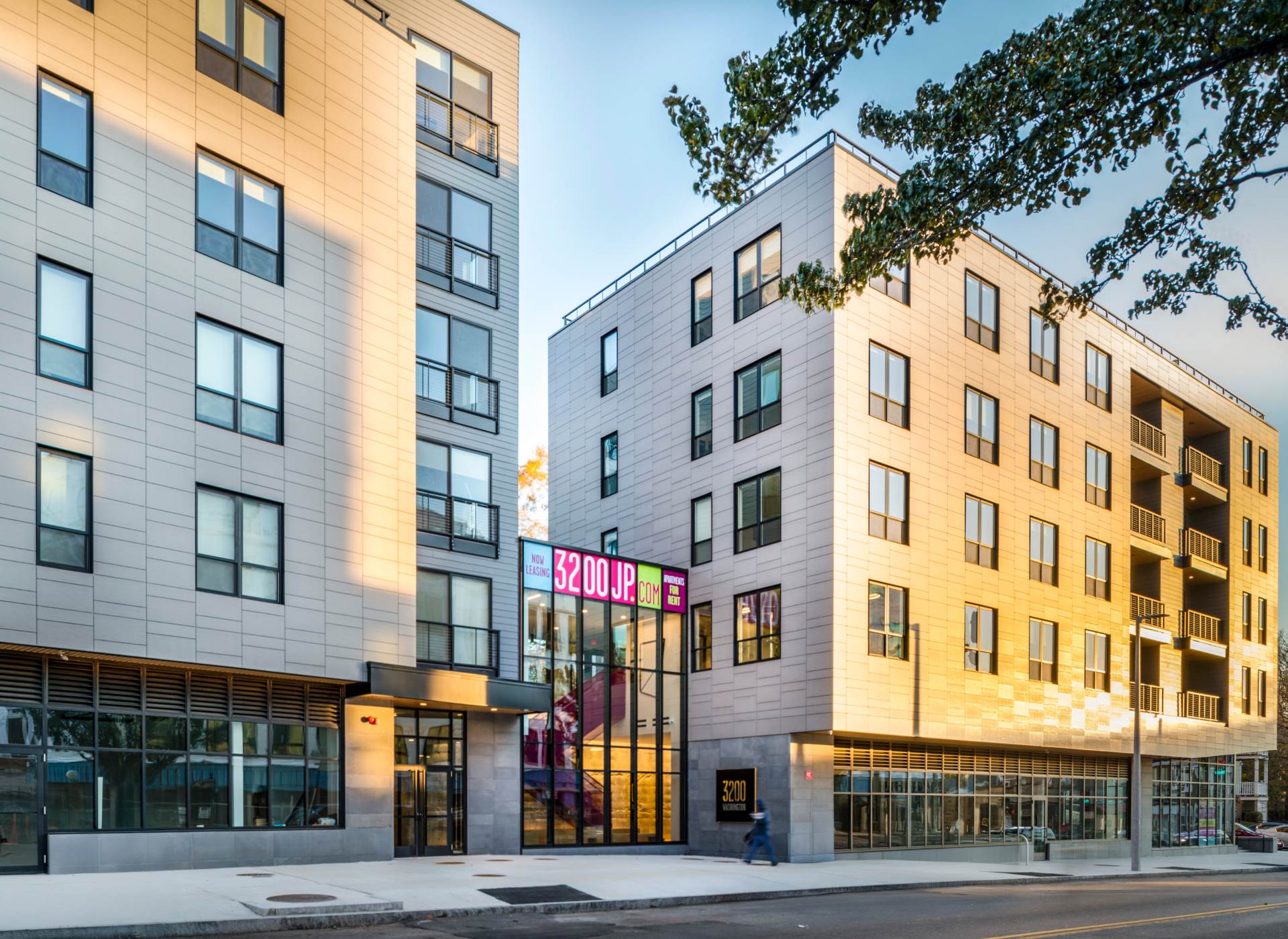 3200 Washington – photo 2