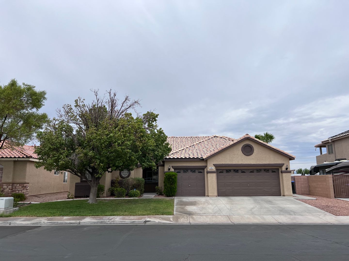 GREEN VALLEY SINGLE STORY HOME IN GATED COMMUNITY – photo 1