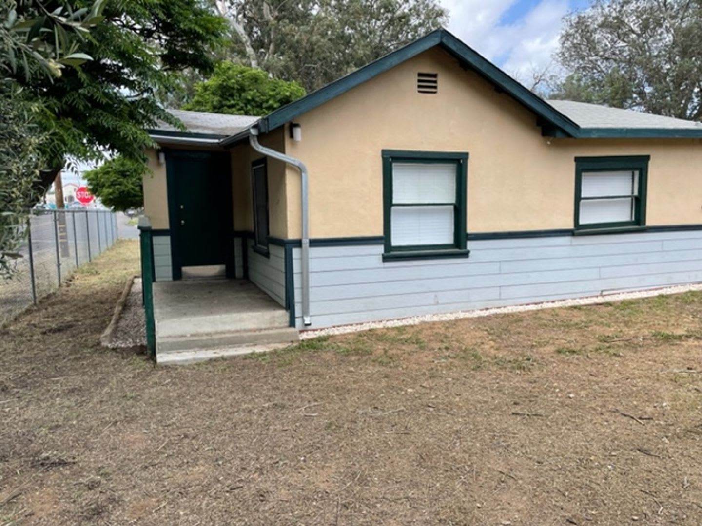 Cute 2br, 1ba home in Ramona. – photo 1