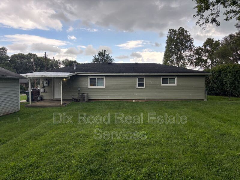 272 Symmes Road – photo 3