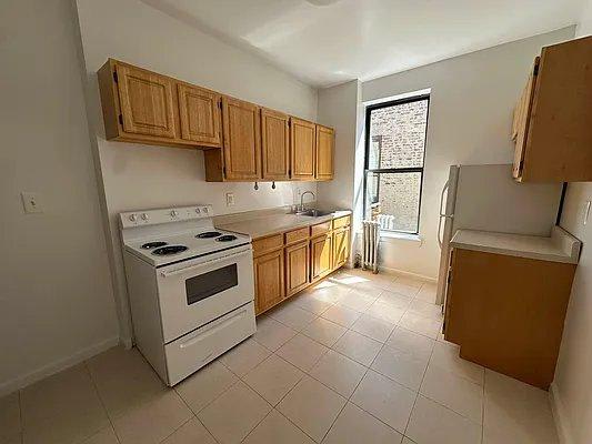 160 West 118th Street – photo 3