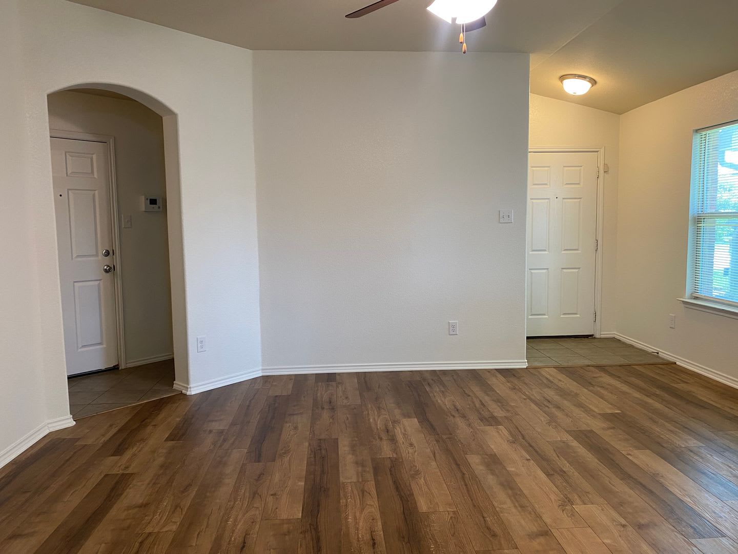 3 Bedroom Academy Isd – photo 5