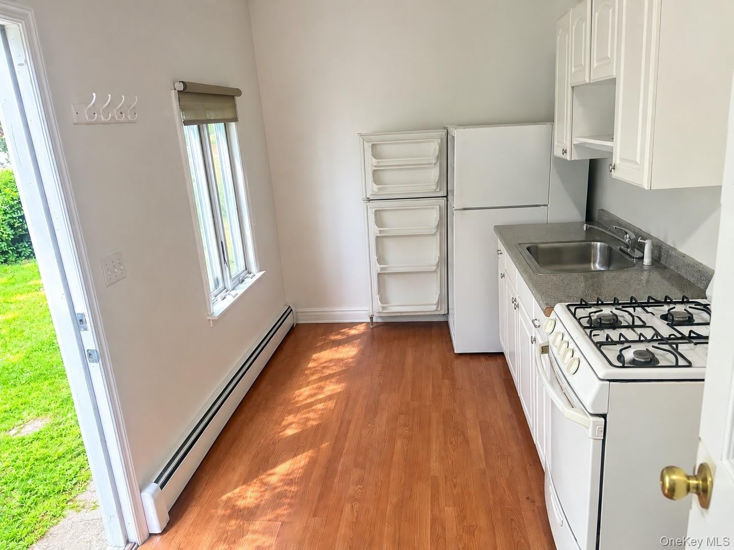 48 Rosemont Avenue – photo 2
