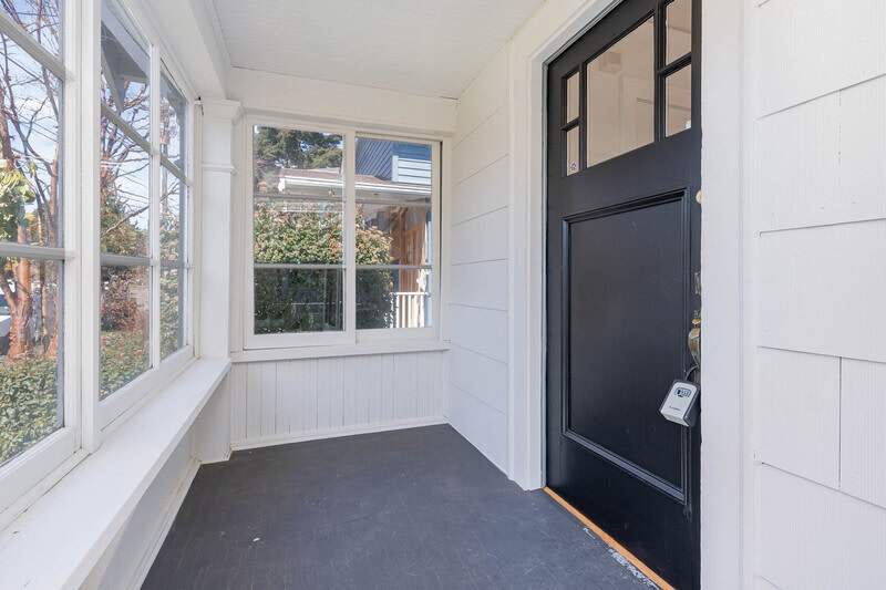 4814 36th Ave NE – photo 2