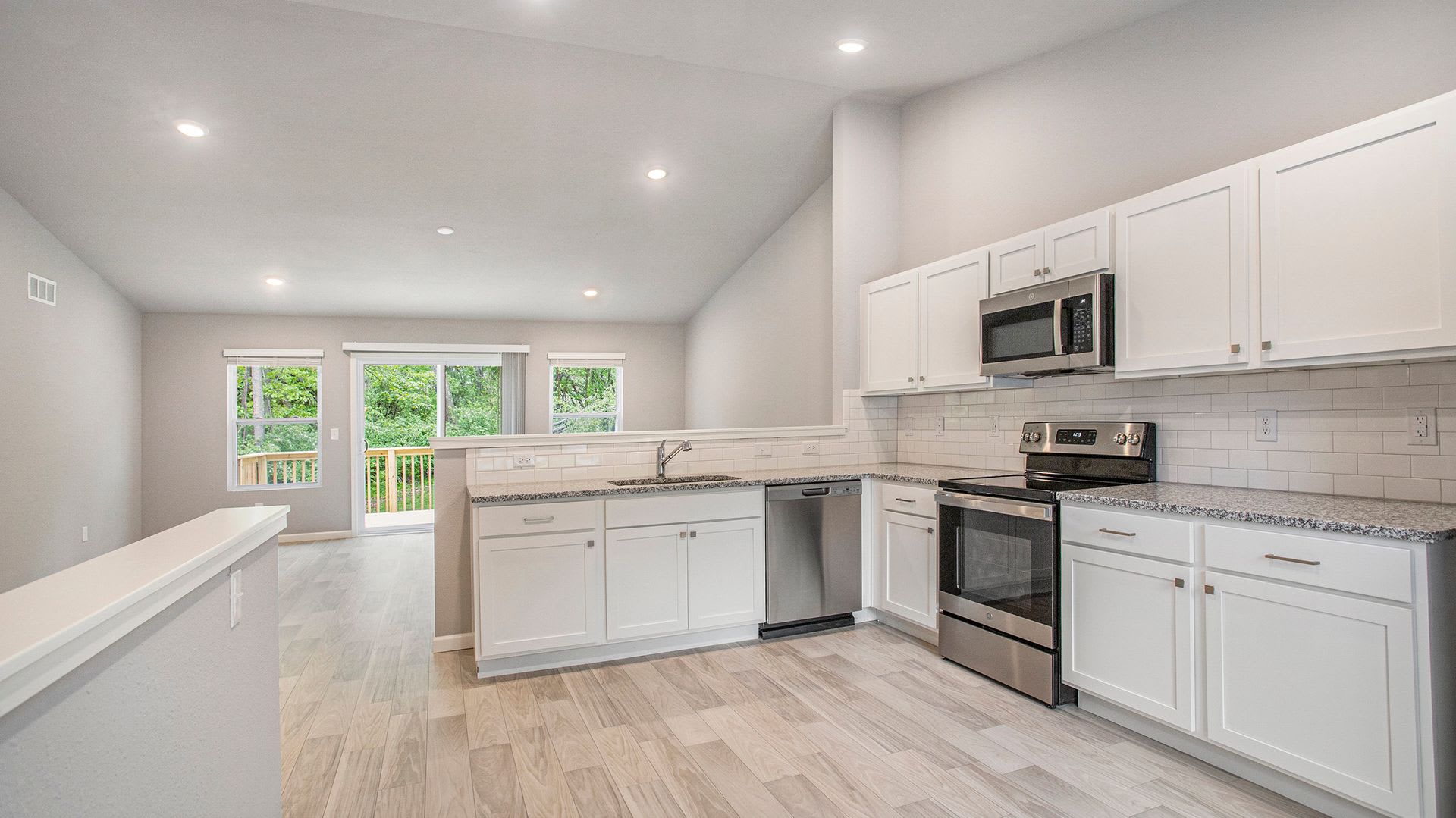 Move In Special Get August September Rent Free Move In By August 31St To Receive Free Rent For Both August And September Take Advantage Of This Limited Time Offer – photo 3
