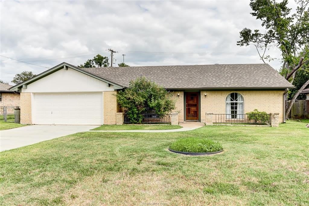 3503 Old Oaks Drive – photo 1