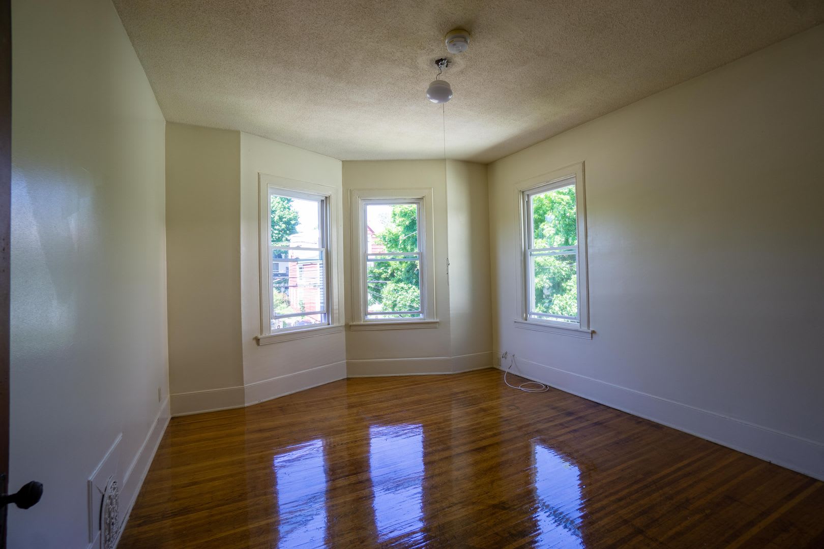 126 Harvard Pl – photo 3