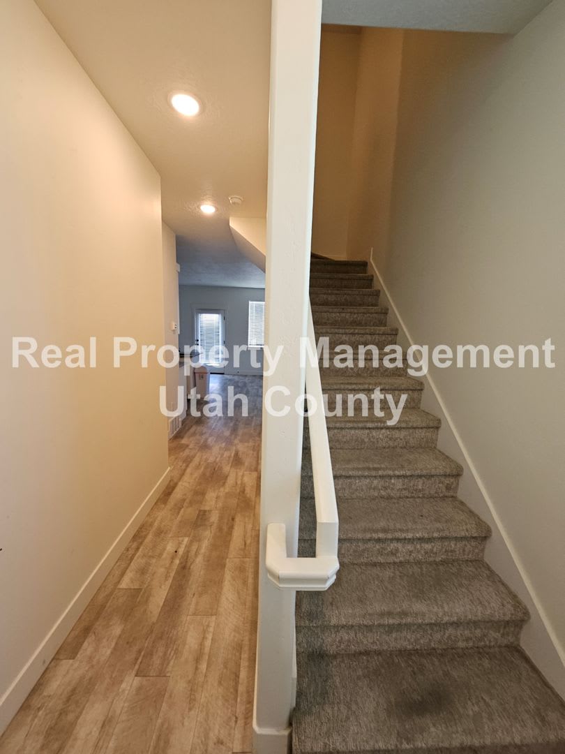 Provo Town home – photo 5